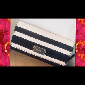 Classic Nine West Wallet